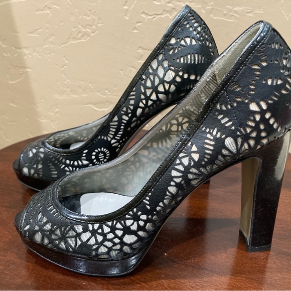 Valentino Garavani Peep Toe Laser Cut Mesh Pumps, Size 38/8, Black - Picture 4 of 13